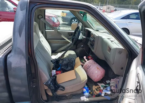 1995 Chevrolet S Truck S10 из США, поврежденный, VIN 1GCCS1442SK132971